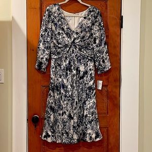 Gorgeous Flowy Susi Chin Cocktail Dress 💙